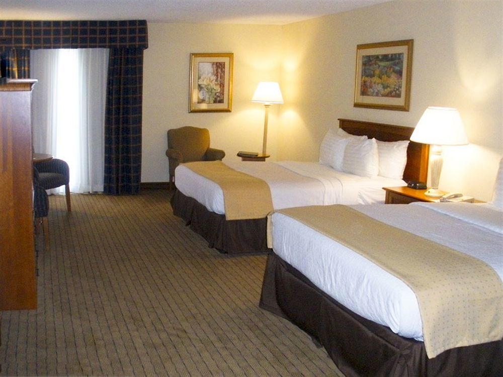 Clarion Hotel Jackson Northwest Exterior foto